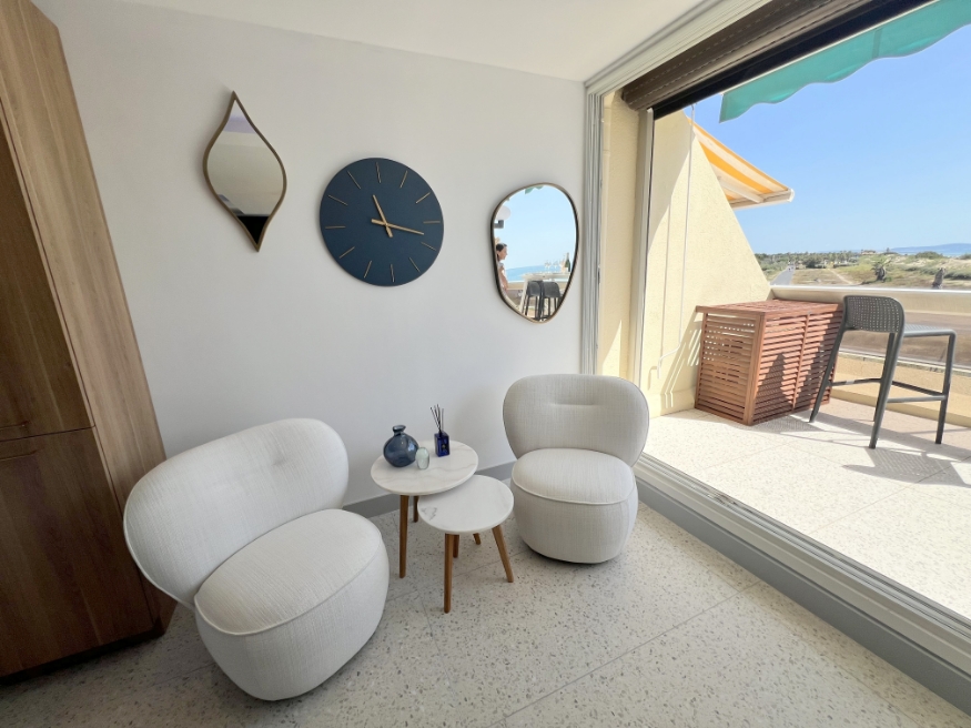 Vue sur mer du studio naturiste au Cap d'Agde : studio, résidence Héliopolis