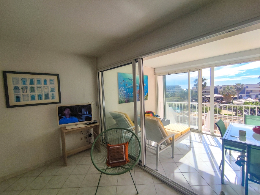 Vue sur mer : résidence Natura Beach, location appartement naturiste au Cap d'Agde